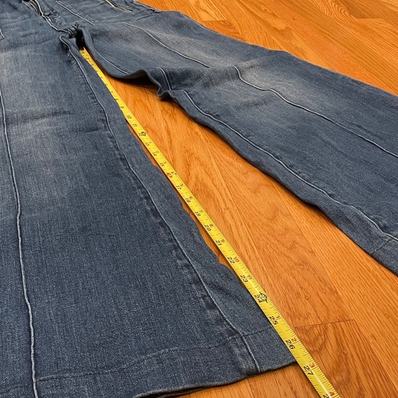 Pilcro front seamed jeans - Picture 8 of 9